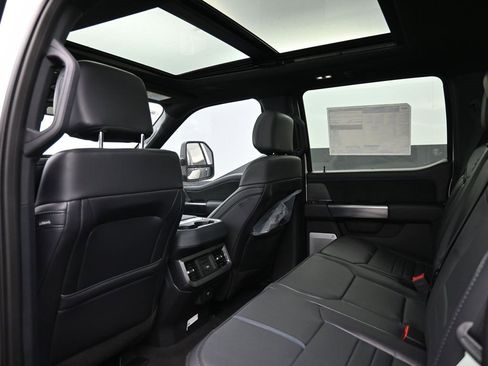 New 2025 Ford F350 Platinum image 23