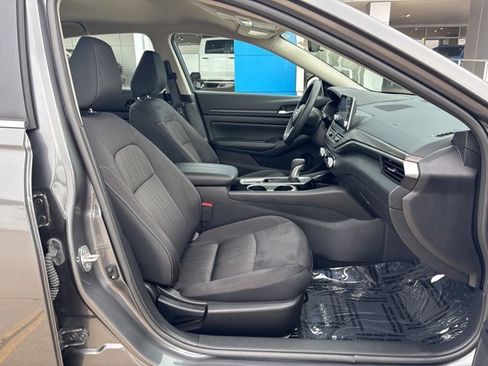 Used 2024 Nissan Altima 2.5 SV image 20