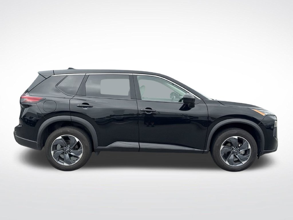 Used 2025 Nissan Rogue SV FWD image 7