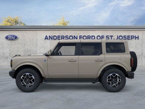 New 2025 Ford Bronco Outer Banks AWD/4WD image 9
