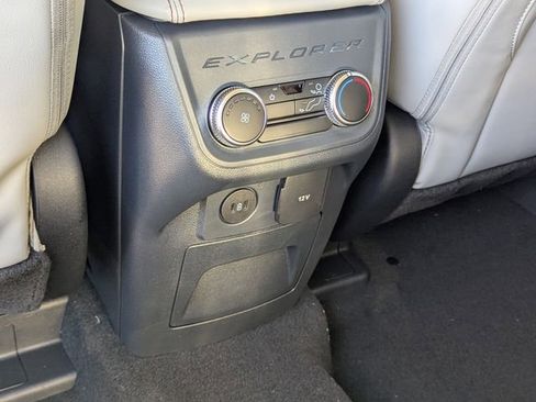 New 2026 Ford Explorer Active w/ Active Comfort Package image 18
