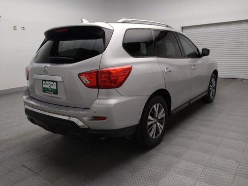Used 2020 Nissan Pathfinder S image 9