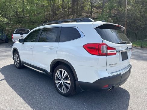 Used 2022 Subaru Ascent Limited w/ Technology Package image 6