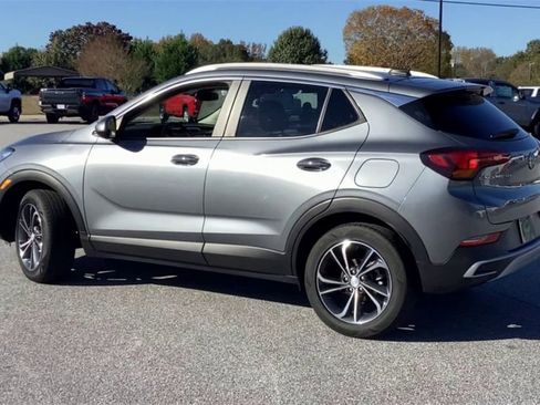 Certified 2022 Buick Encore GX Select image 6