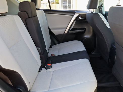 Used 2017 Toyota RAV4 XLE image 24