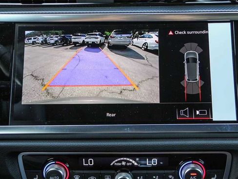 New 2025 Audi Q3 2.0T Premium image 23