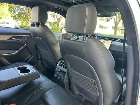 Used 2025 Jaguar F-PACE R-Dynamic S image 37