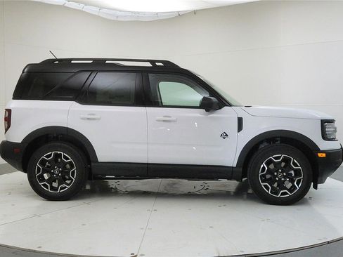 New 2025 Ford Bronco Sport Outer Banks w/ Outer Banks Tech Package+ image 10