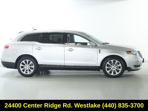 Used 2013 Lincoln MKT AWD image 11