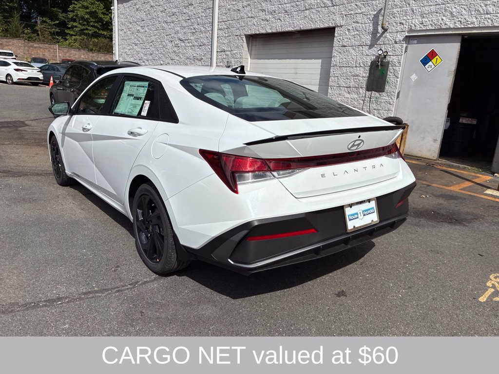 New 2026 Hyundai Elantra SEL Sport FWD image 5