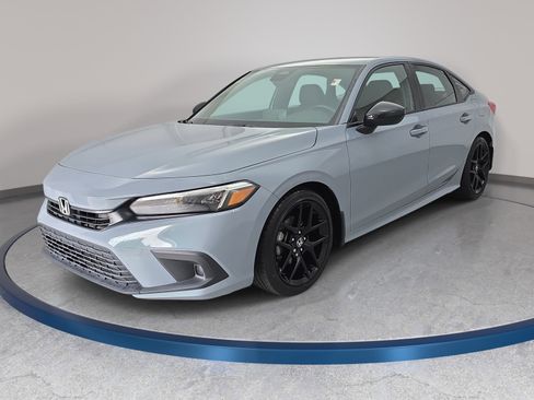 Used 2024 Honda Civic Sport image 1