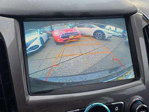 Used 2017 Chevrolet Cruze LT image 30