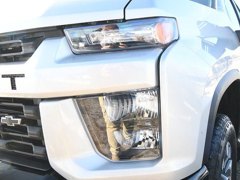 Used 2022 Chevrolet Silverado 2500 Custom w/ Custom Value Package image 28