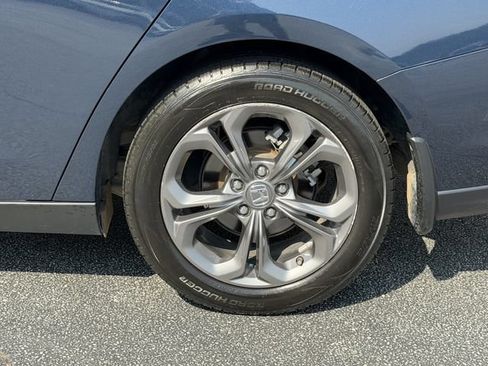 Used 2023 Honda Accord EX image 30
