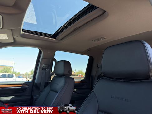 Used 2024 GMC Sierra 2500 Denali w/ Denali Reserve Package AWD/4WD image 21