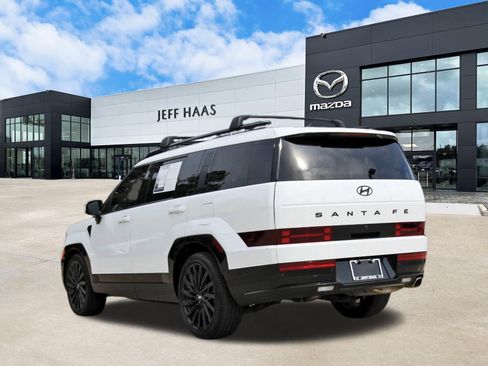 Used 2025 Hyundai Santa Fe Calligraphy FWD image 2