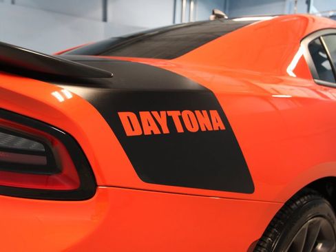 Used 2022 Dodge Charger R/T w/ Daytona Edition Group RWD image 36