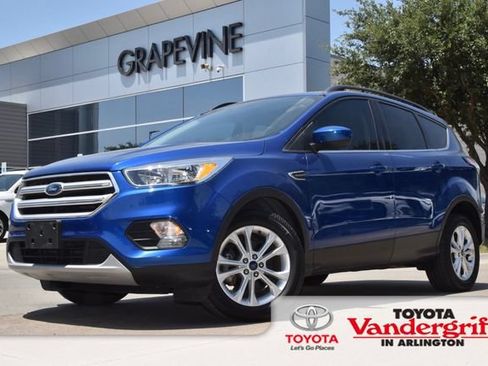 Used 2018 Ford Escape SE FWD image 1