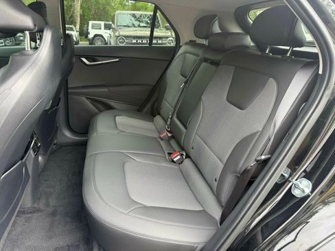Used 2025 Kia Niro Wind FWD image 8
