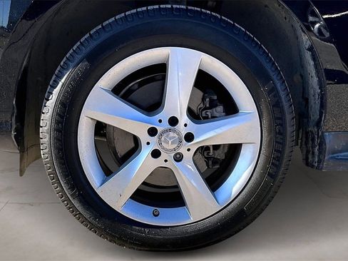 Used 2016 Mercedes-Benz GLE 350 w/ Premium Package image 33