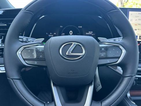 New 2026 Lexus RX 450h AWD image 23