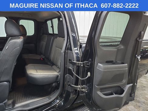 Used 2018 Nissan Titan S w/ S Utility Package AWD/4WD image 31