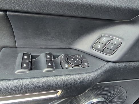 Used 2022 Ford Expedition XLT image 27