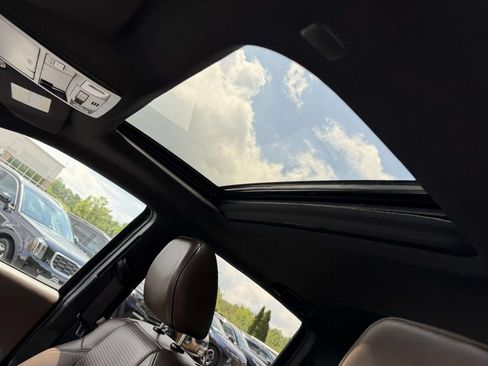 Certified 2023 Toyota Tacoma Limited AWD/4WD image 20
