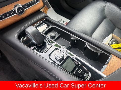 Used 2023 Volvo XC90 T8 Plus AWD/4WD image 22