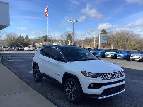 New 2026 Jeep Compass Limited image 3