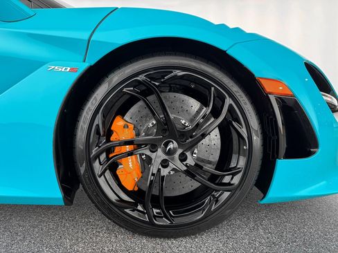 New 2026 McLaren 750S image 33