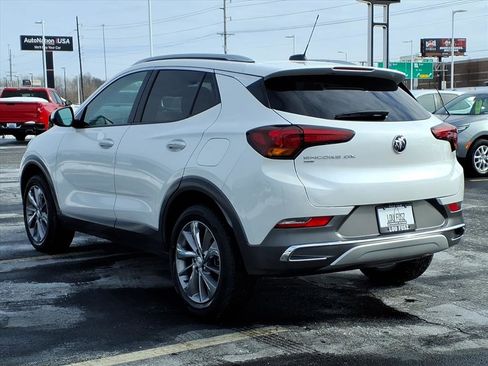 Used 2022 Buick Encore GX Essence w/ Experience Buick Package image 5