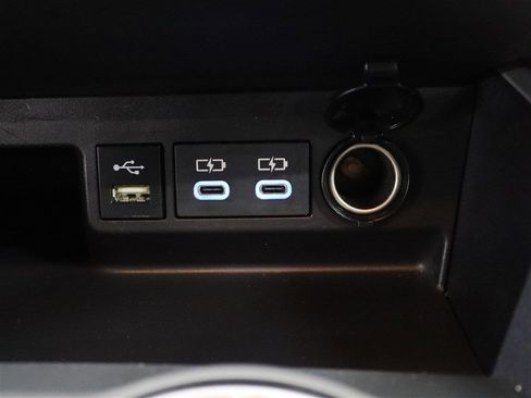 Used 2022 Toyota Highlander XSE image 20