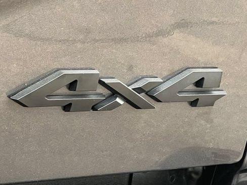 Used 2025 RAM 2500 Big Horn AWD/4WD image 12