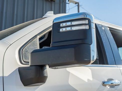 Used 2022 Chevrolet Silverado 2500 LTZ w/ LTZ Texas Edition image 10