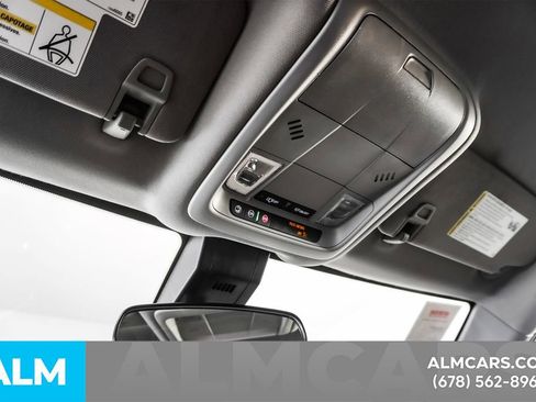 Used 2024 Chevrolet Equinox LT image 57