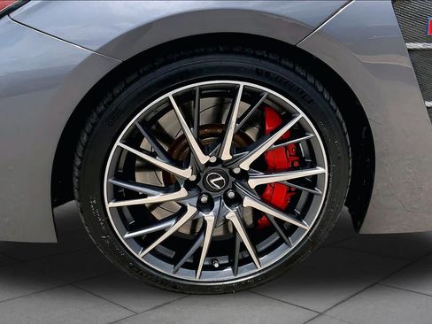 Used 2017 Lexus RC F w/ Performance Package RWD image 10