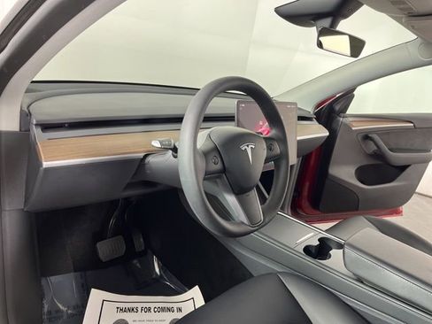 Used 2024 Tesla Model Y Long Range image 19