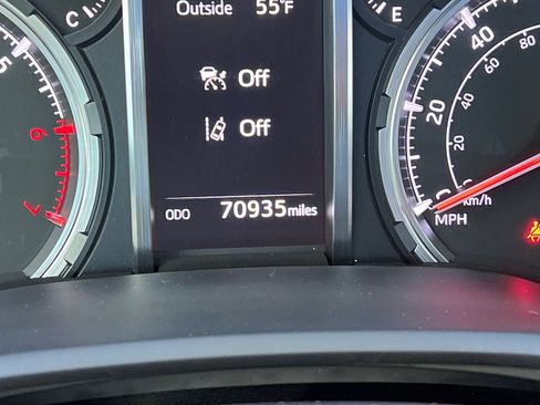 Used 2021 Toyota 4Runner TRD Off-Road Premium w/ Moonroof Package image 37