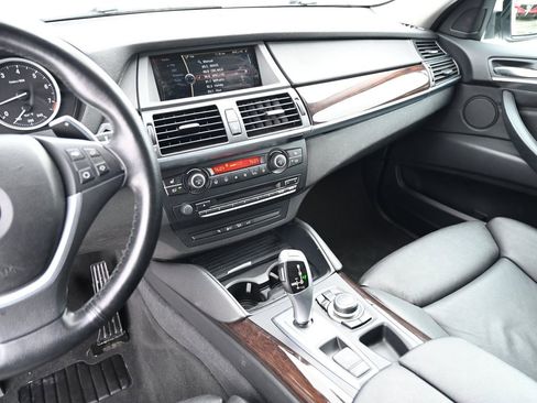 Used 2013 BMW X6 xDrive50i image 35