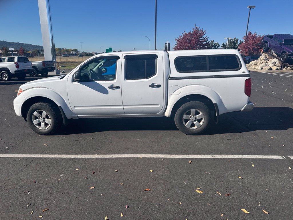 Used 2012 Nissan Frontier SV AWD/4WD image 8