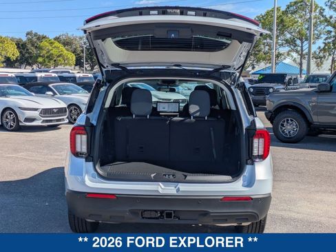 New 2026 Ford Explorer Active image 13