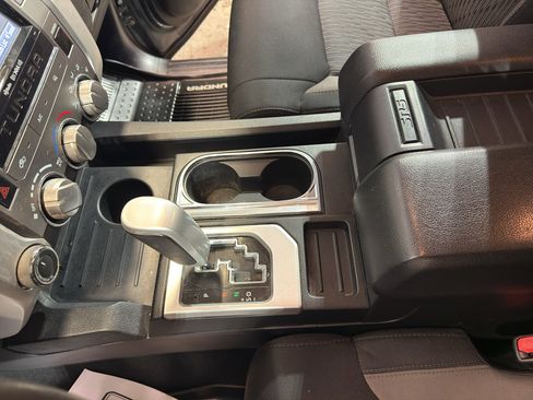 Used 2016 Toyota Tundra SR AWD/4WD image 18