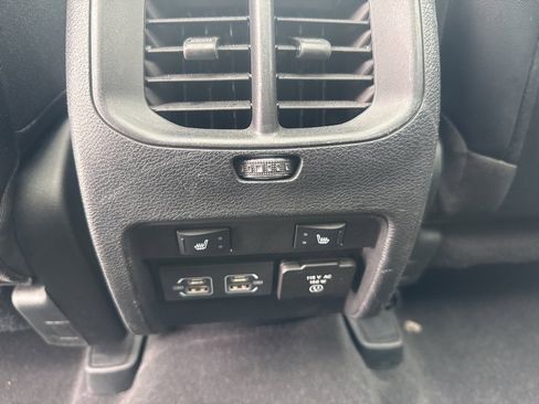 Used 2022 Jeep Cherokee Limited w/ Elite Package image 22