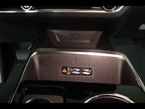 New 2026 Chevrolet Equinox ACTIV w/ Convenience Package III image 21