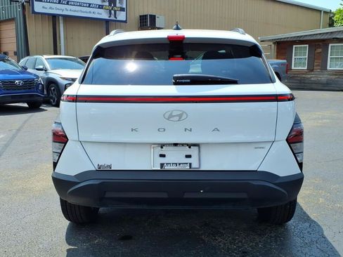 Used 2025 Hyundai Kona SEL AWD/4WD image 5
