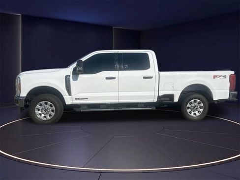 Certified 2024 Ford F250 XLT w/ FX4 Off-Road Package AWD/4WD image 2