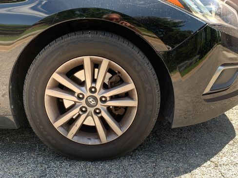 Used 2016 Hyundai Sonata SE FWD image 9