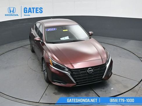 Used 2023 Nissan Altima 2.5 SV image 42