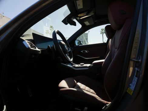 Used 2023 BMW M340i w/ Premium Package image 10